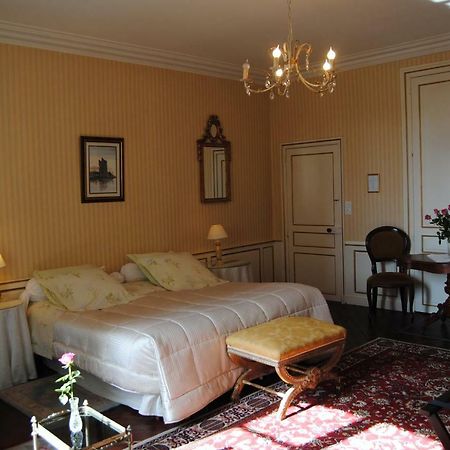 Hotel Particulier De Sainte Croix Байо Екстериор снимка