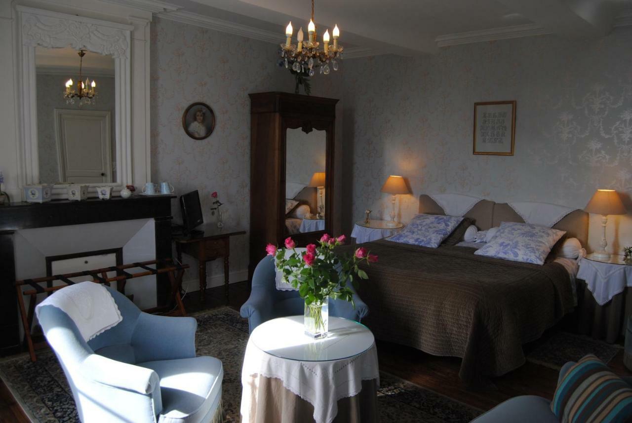 Hotel Particulier De Sainte Croix Байо Екстериор снимка