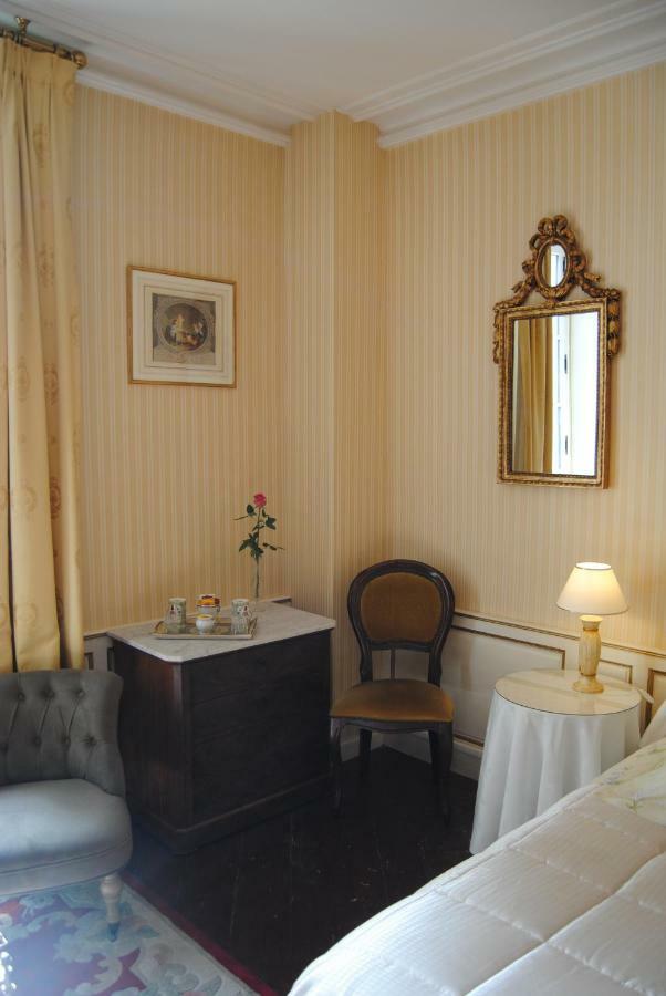 Hotel Particulier De Sainte Croix Байо Екстериор снимка