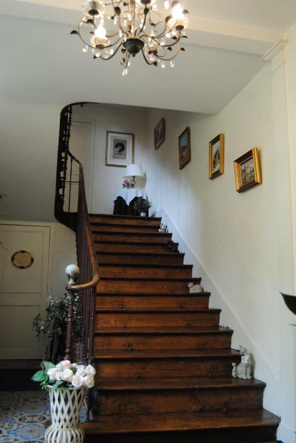 Hotel Particulier De Sainte Croix Байо Екстериор снимка